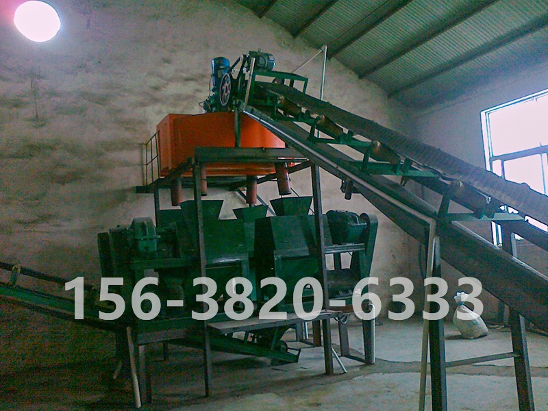 復合肥對輥擠壓造粒生產(chǎn)線