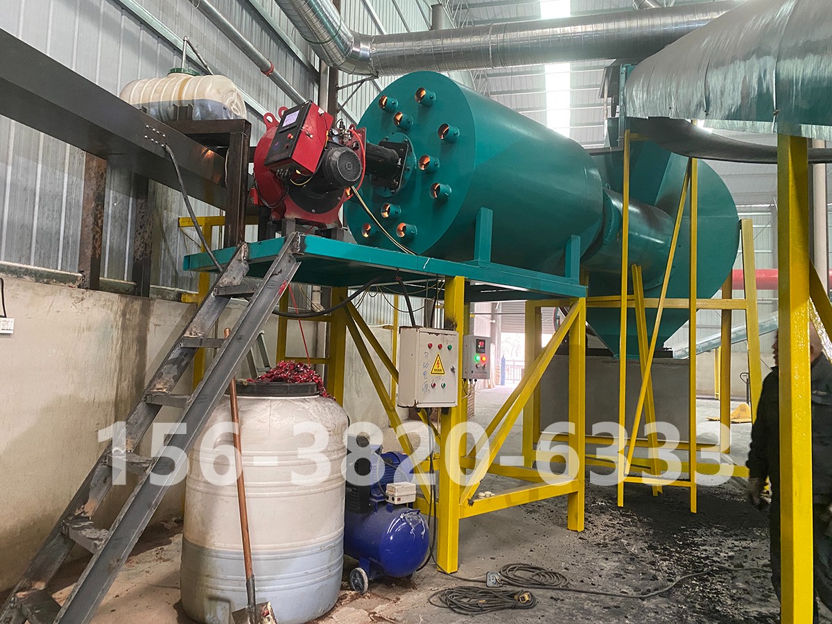 雞糞有機(jī)肥造粒機(jī)